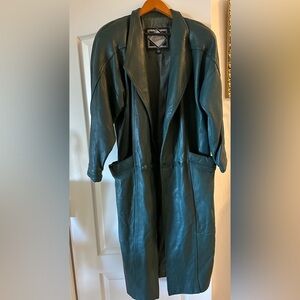 Elegant Green Long Leather Coat